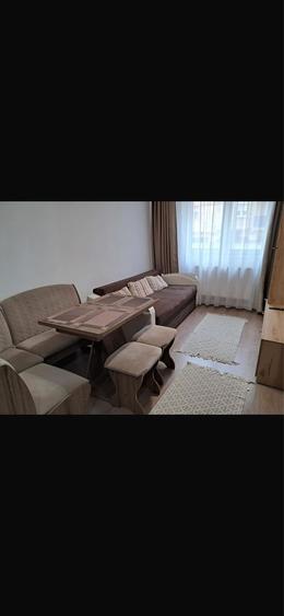 Apartament de inchiriat 2 camere zona Cetate