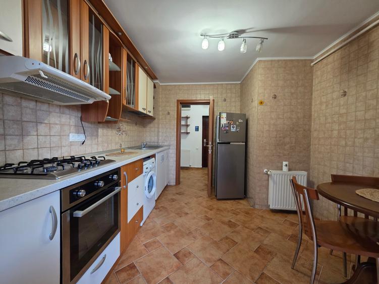 Apartament cu 2 camere de inchiriat in zona Tineretului metrou