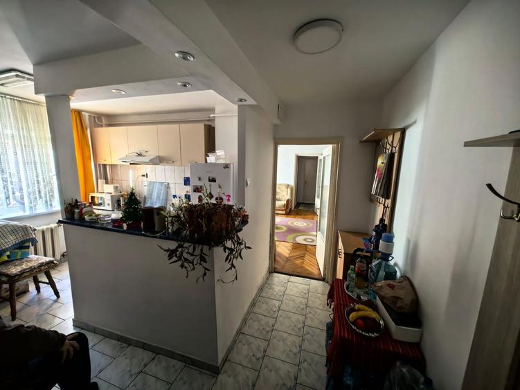 Lipovei | 2 Camere | Parter Inalt | Boxa in CF