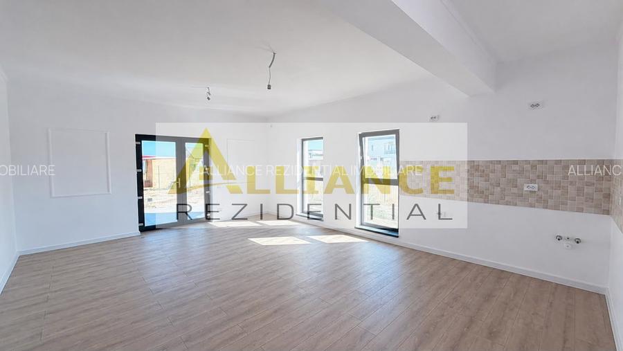Casa Individuala - 3 camere - 2 bai - 375mp teren - 8