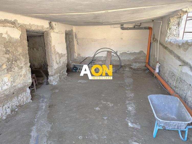Casă semifinisată, 4 camere, 350 mp teren, la asfalt, zona Centru - 12