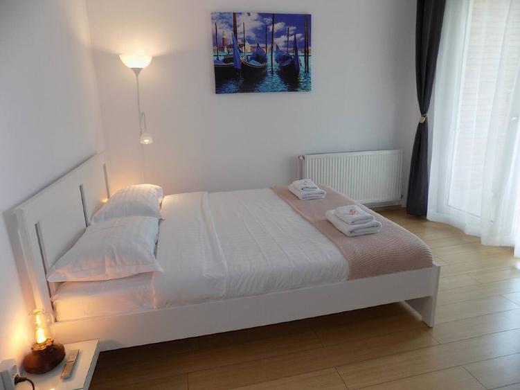 Închiriez apartament 3 camere, 65mp – Țiglina II, Galați