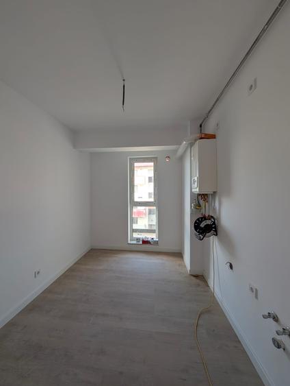 Apartament 2 camere, bucatarie separata, bloc cu lift, zona Tineretului