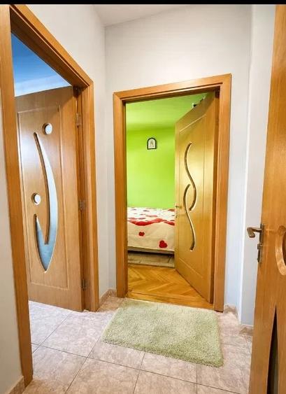 Apartament 2 camere, 56 mp utili,etaj 2,aproape de Bulevardul Pietonal
