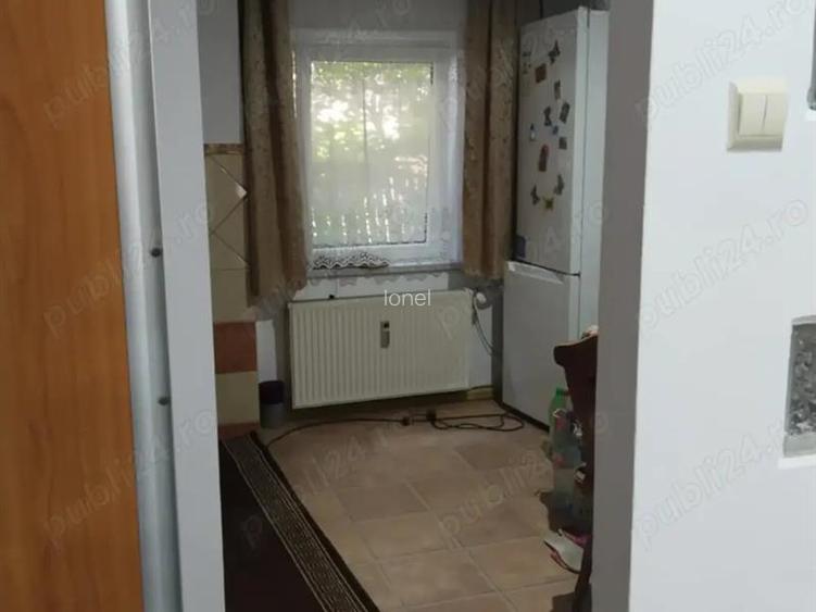 Apartament 3 camere, decomandat, Sud, Radauti