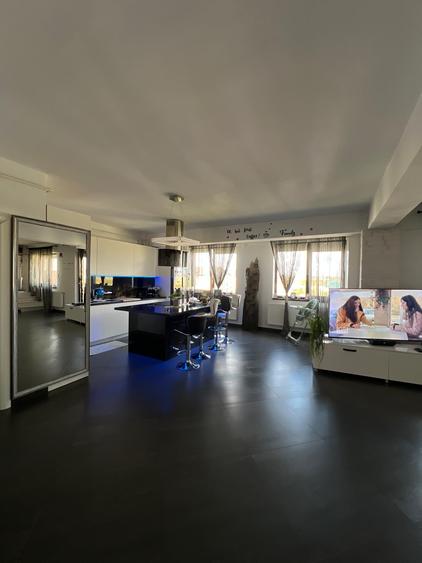 OPORTUNITATE DE INVESTIȚIE: Apartament exclusivist tip duplex - 156 mp