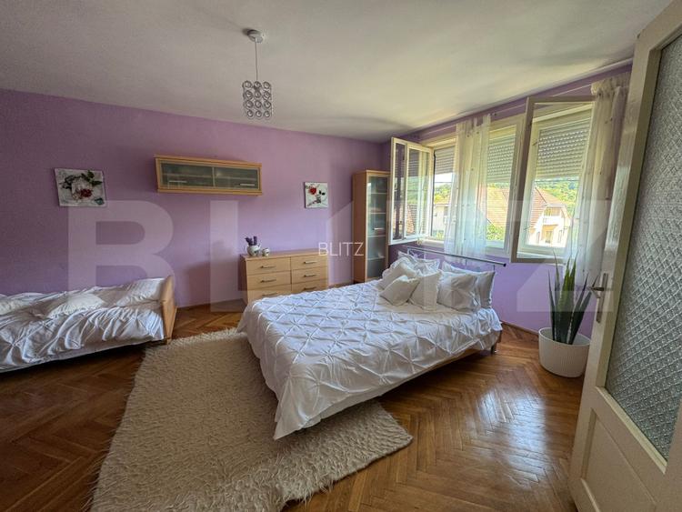 De Vânzare – Casă de Vacanță cu Teren Generos 5.755 m2 , 3 Camere - 2