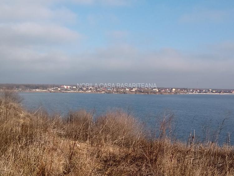 teren superb cu  deschidere la lacul Cernica - 2
