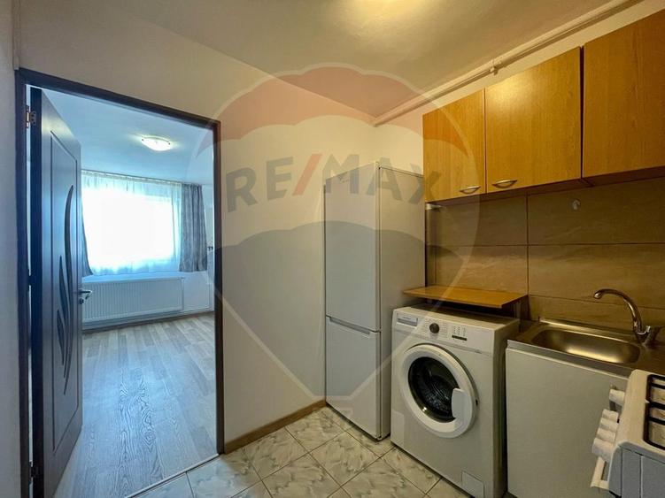 Garsoniera de vânzare -  Bartolomeu, Brașov