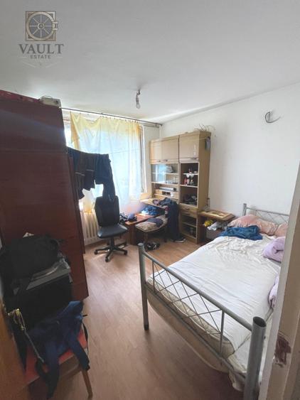 Apartament 4 camere - metrou 1 Decembrie 1918