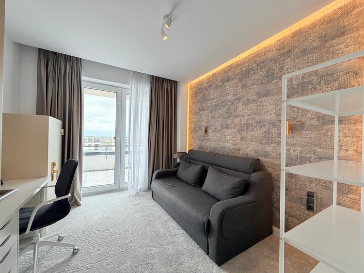 PENTHOUSE KASPER CORESI 4 CAMERE TERASA PANORAMICA TERMEN SCURT
