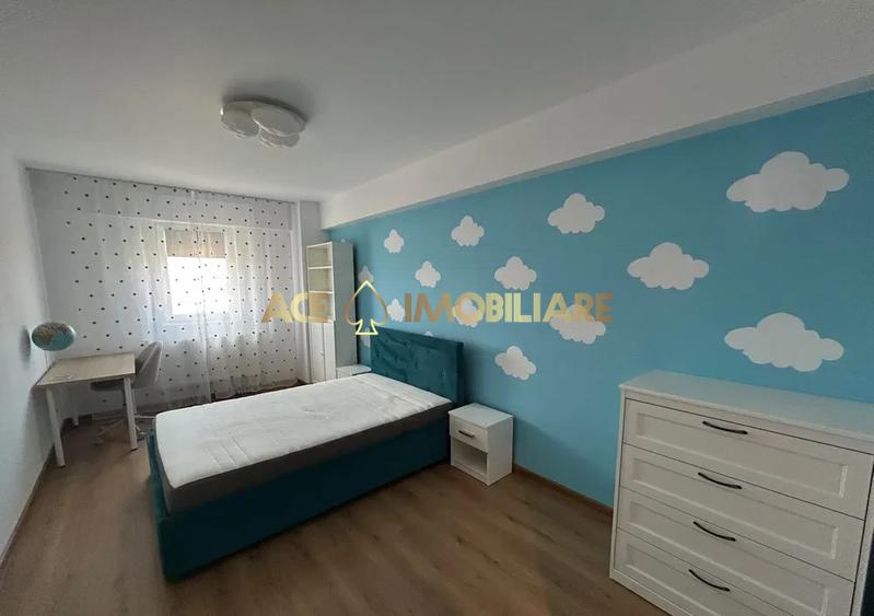 3 Camere de inchiriat | Rahova | 2 Parcari | Centrala | Balcon 14 mp