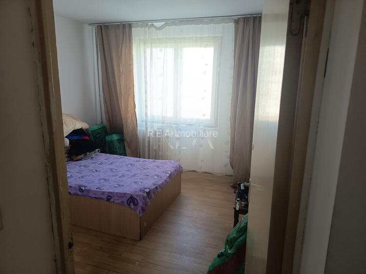 3 camere decomandat- Rahova, Buzoieni, bloc reabilitat