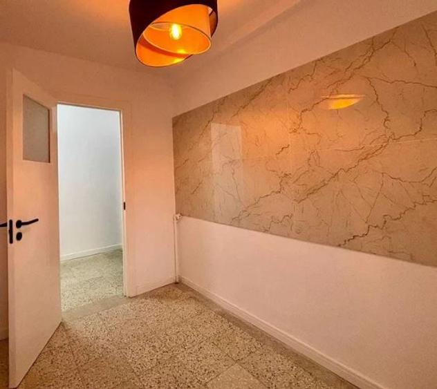 Apartament de 3 Camere,Titan Metrou,bl.reabilitat,Amenajat,Liber