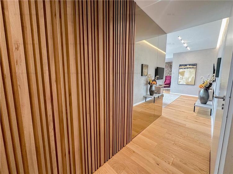 Apartament tip penthouse | 3 camere + parcare | View deosebit | Kasper