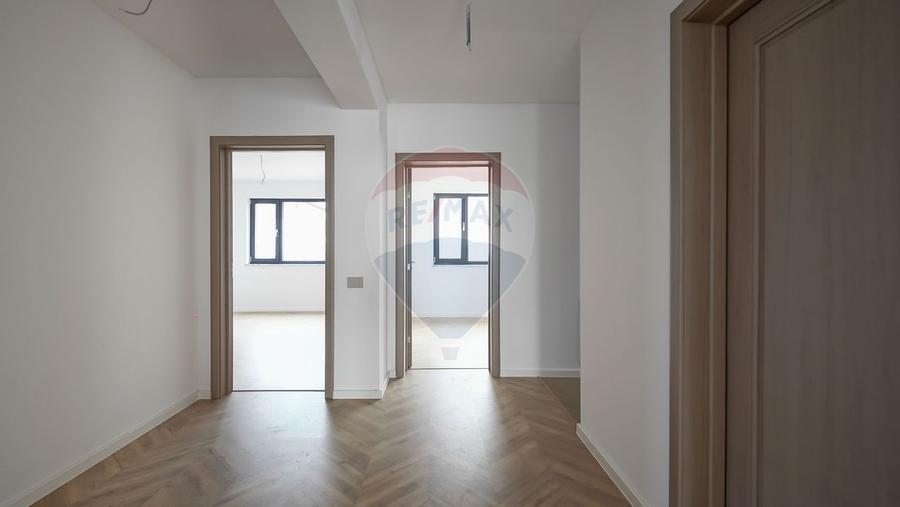 Comision 0 %! Casă cu 4 camere de vânzare în zona Stupini!