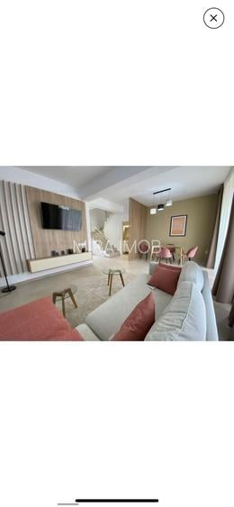 Casă modernă 170 mp, 4 camere + mansardă, curte 60 mp, 2 parcări, complex închis - 2