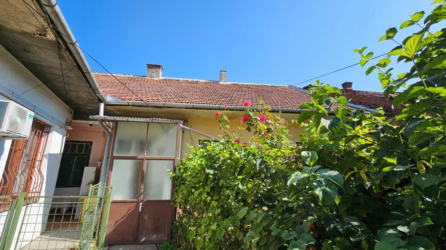 0 % comision ! Casa cu 2 camere 69 mp, strada Somesului