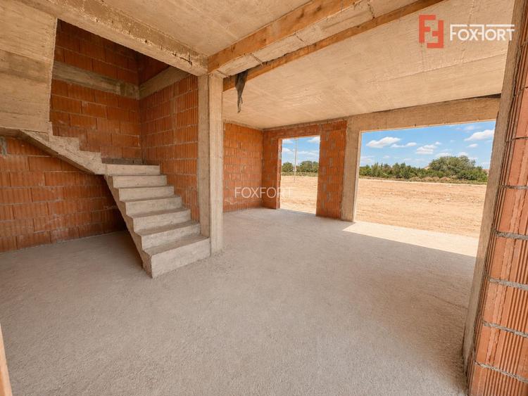 OPORTUNITATE! Clădire tip duplex cu 10 camere – Se vinde integral - 13