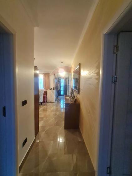 Casa moderna P+M cu 4 camere de vânzare