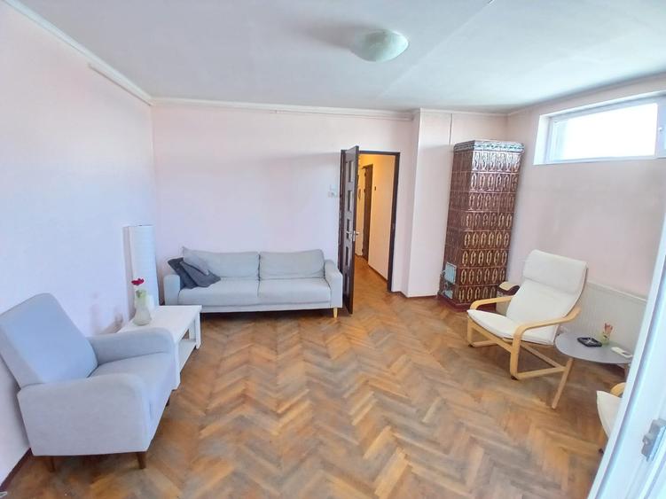 Vanzare – 2 camere | Unirii – 11 Iunie | Centrală proprie