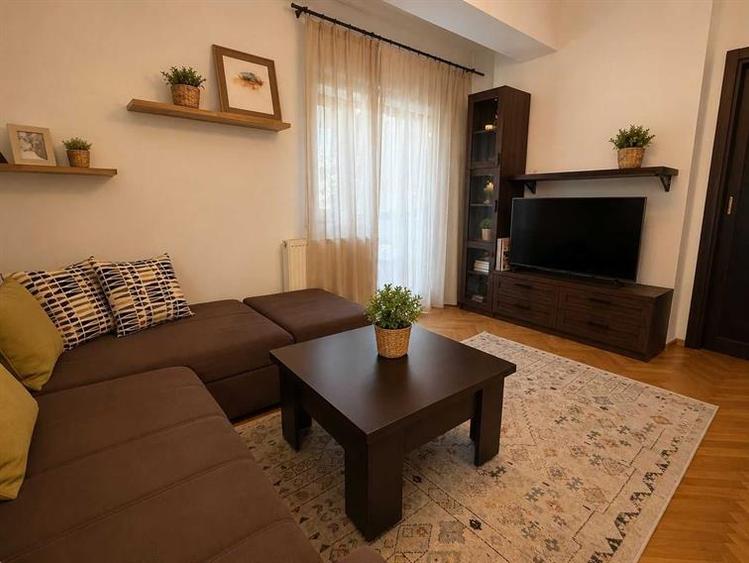 Apartament 3 camere mobilat, centrala termica , gata de mutat!