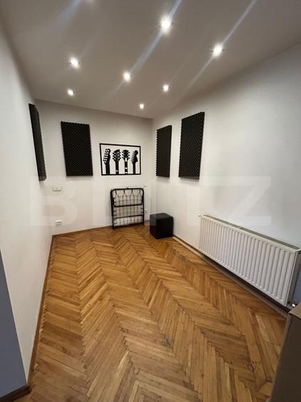Casa 2 camere 53,80 mp, ,curte comunamare, centrul vechi - Brasov
