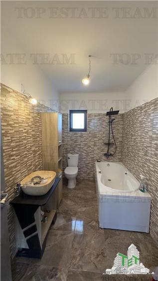 Casa individuala 3 camere pe parter, cu toate utilitatile si 300 mp de teren in