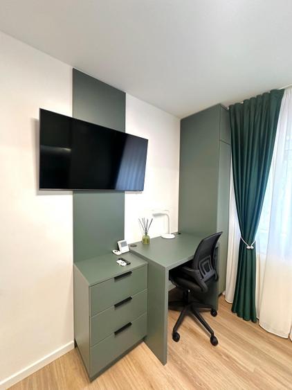Apartament 4 camere complet renovat- Amenajat lux- Pozitie excelenta