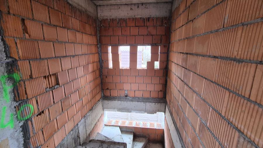 Casa P+1 - 228 mp + teren 668 mp - Mogoșoaia