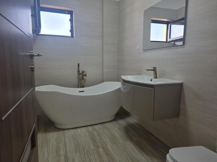Vila P 1 Tunari