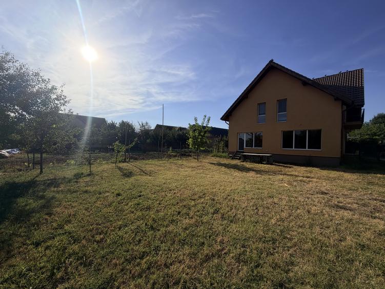 Casa 4 camere, 158mp utili, 507 teren in Sanmihaiu Roman