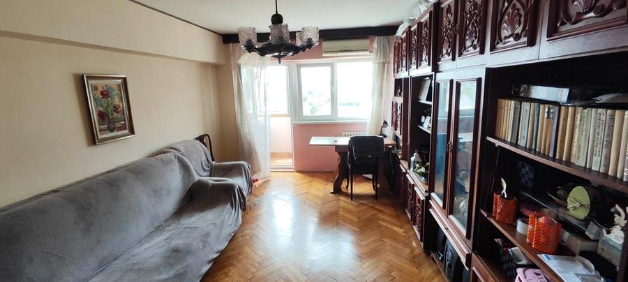 Apartament cu patru camere, Turda