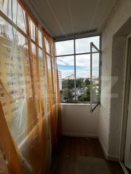 Apartament de vanzare, cu 2 camere, 60 mp, zona Micro 15