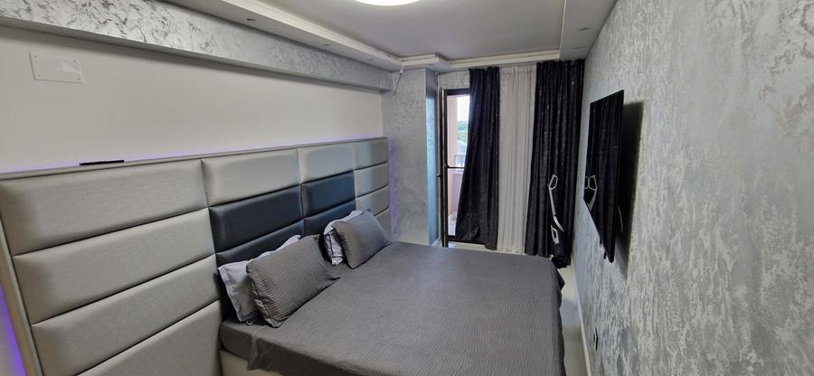 Apartament 2 camere, 47 mp cu terasa de 60 mp, zona George Enescu