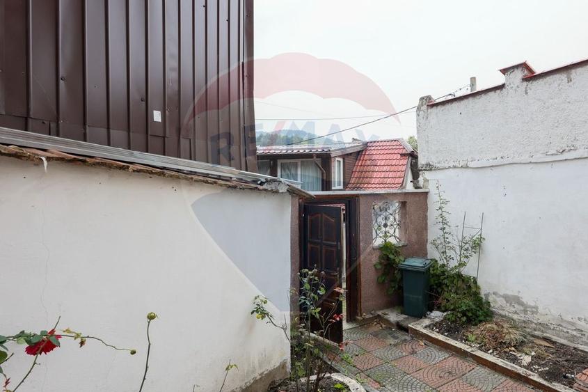 Casă individuală 3 camere de vânzare - Centrul Istoric