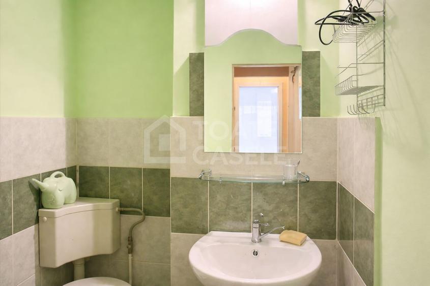 Apartament cu 3 camere, etaj intermediar, zona Dunarii