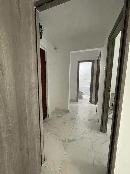 Apartament cu 2 camere, decomandat, etajul 1/4, zona Podu Ros