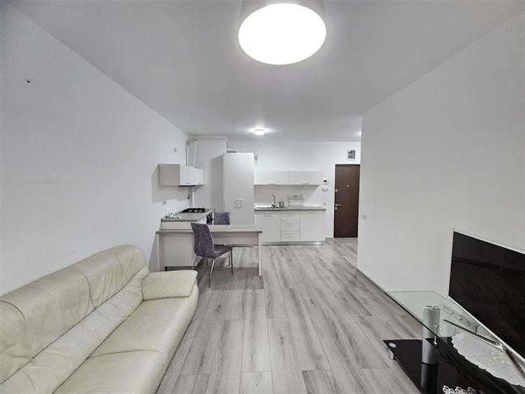 Inchiriere apartament 2 camere Tudor Str Livezeni bloc nou.