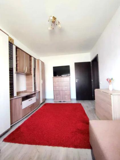 2 CAMERE DECOMANDAT 54MP VALEA LUPULUI, IASI