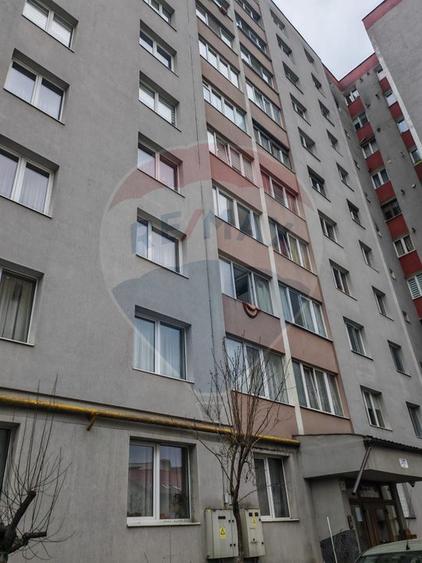 Apartament cu 3 camere de vânzare în Brasov, cartier Noua