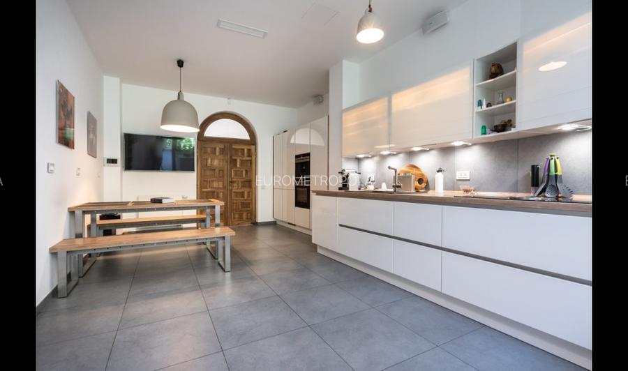 Vila exclusivistă în zona Dacia - 14