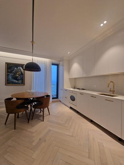 Mamaia - Apartament 4 camere - vedere superba - mobilat utilat LUX - loc parcare