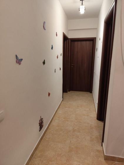 AP. 2 CAMERE- APARATORI, PARCARE INCLUSA, CENTRALA, METROU, BLOC NOU