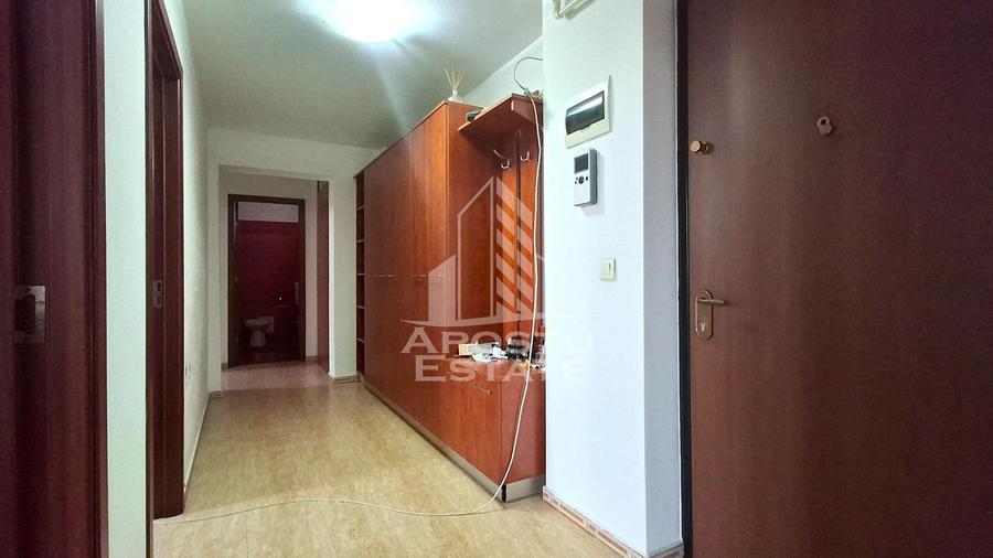 Apartament 2 camere decomandat la mansarda