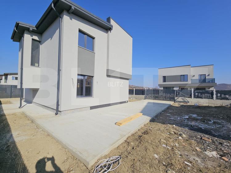 Vila de lux cu 4 camere in Tomesti - 3