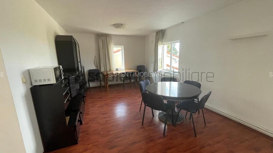 Casă spațioasă + Casă de oaspeți. Ideală pentru 2 familii!