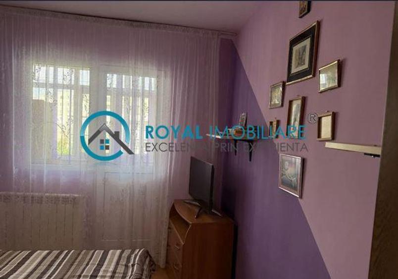 Royal Imobiliare - Vanzare apartament 4 camere zona 9 Mai