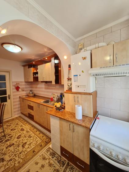 Vanzare apartament 3 camere in Galati, Tiglina 2, etaj 3, mobilat si utilat