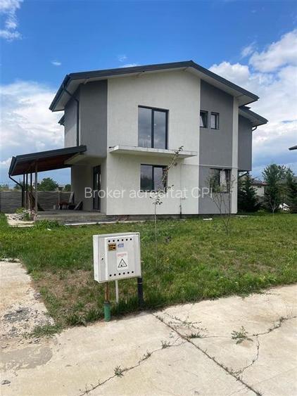 VANZARE IN RATE PE 3 ANI VILA 4 CAMERE 650 mp TEREN DRAGOMIRESTI VALE COMISION 0 - 16